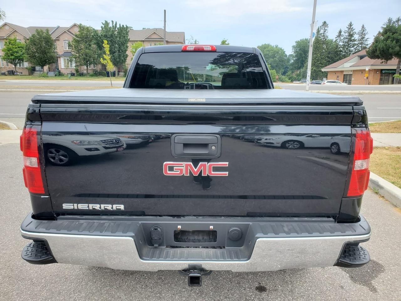 2014 GMC Sierra 1500 SLE Crew Cab 4WD Photo