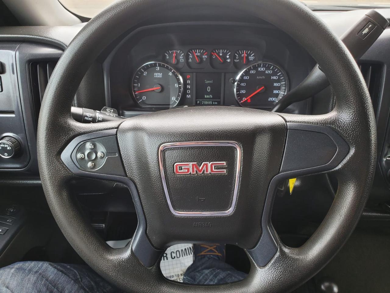 2014 GMC Sierra 1500 SLE Crew Cab 4WD Photo
