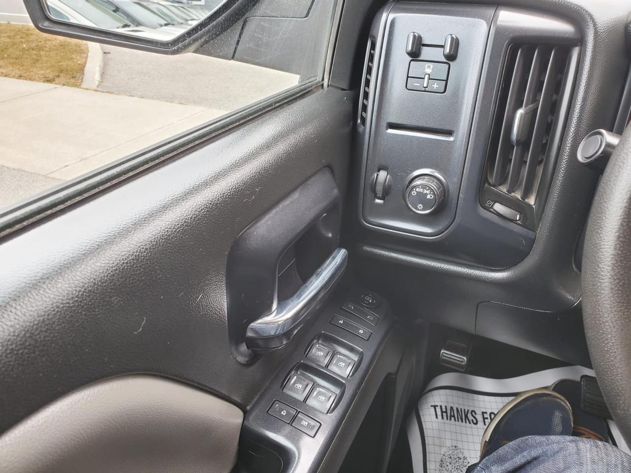 2014 GMC Sierra 1500 SLE Crew Cab 4WD Photo