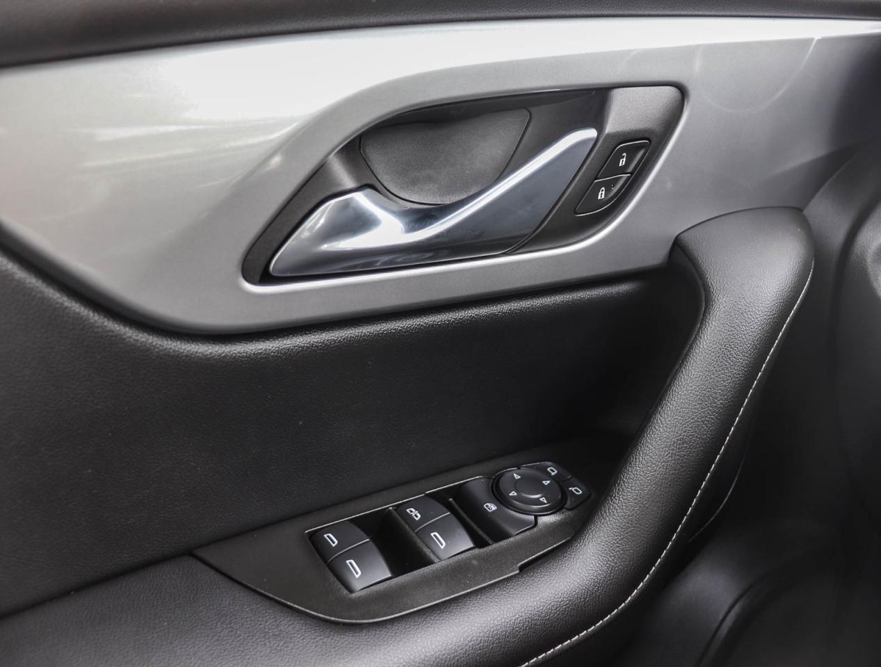 2023 Chevrolet Blazer LT Photo