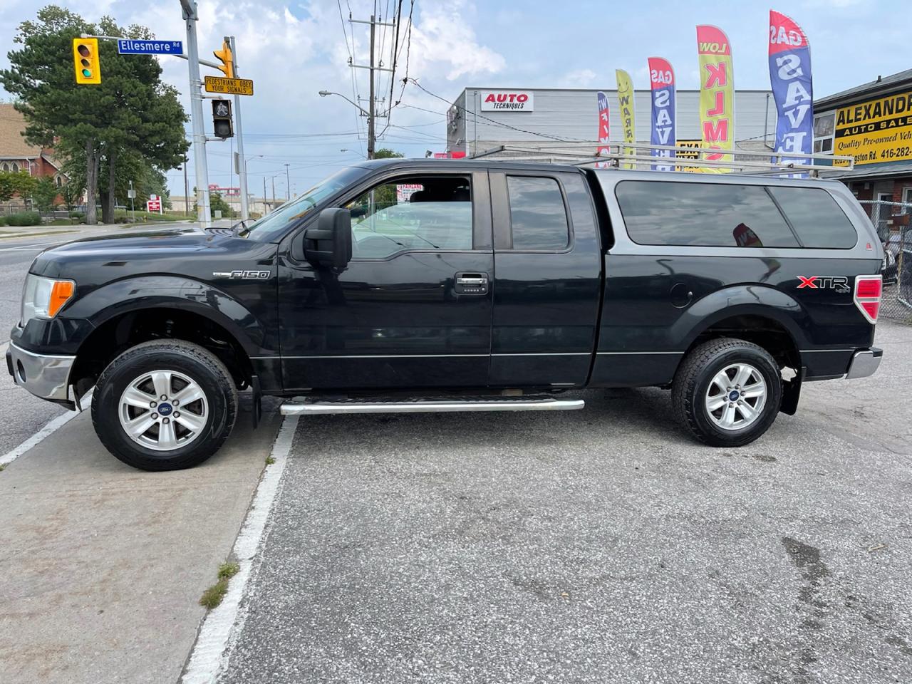 2012 Ford F-150 XLT SuperCab 6.5-ft. Bed 4WD Photo3