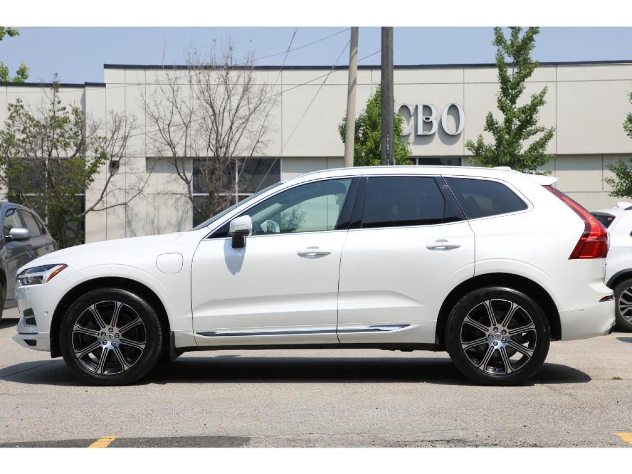 2020 Volvo XC60 T8 Inscription AWD | Turbocharged| 455 HP! Photo