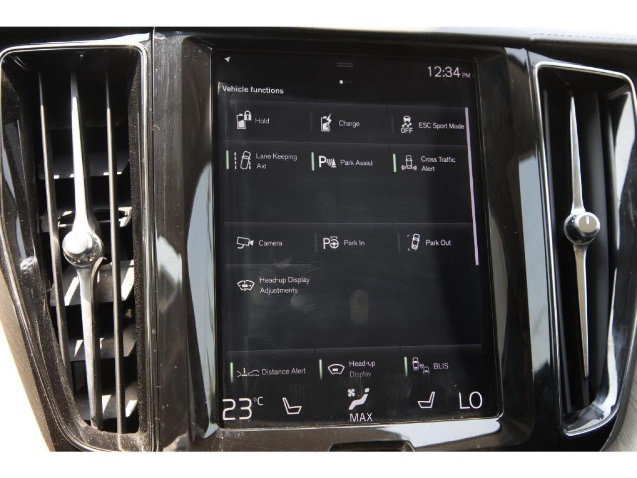 2020 Volvo XC60 T8 Inscription AWD | Turbocharged| 455 HP! Photo