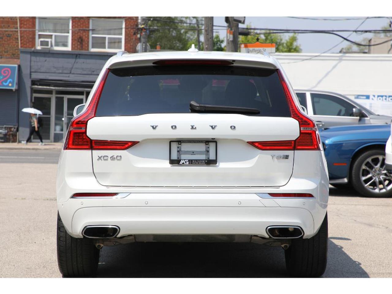 2020 Volvo XC60 T8 Inscription AWD | Turbocharged| 455 HP! Photo