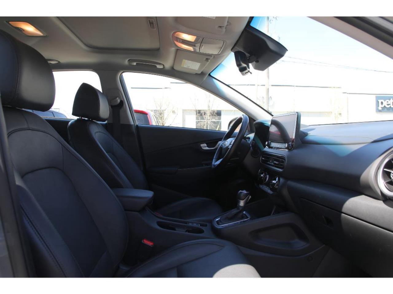 2023 Hyundai KONA Preferred Pkg | AWD | Leather Seats | Sunroof | Collision Warning Photo