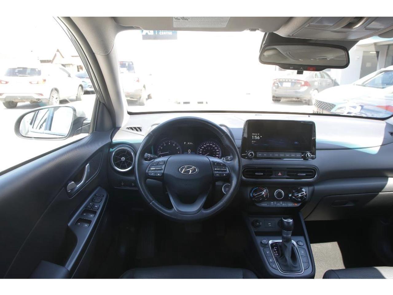 2023 Hyundai KONA Preferred Pkg | AWD | Leather Seats | Sunroof | Collision Warning Photo