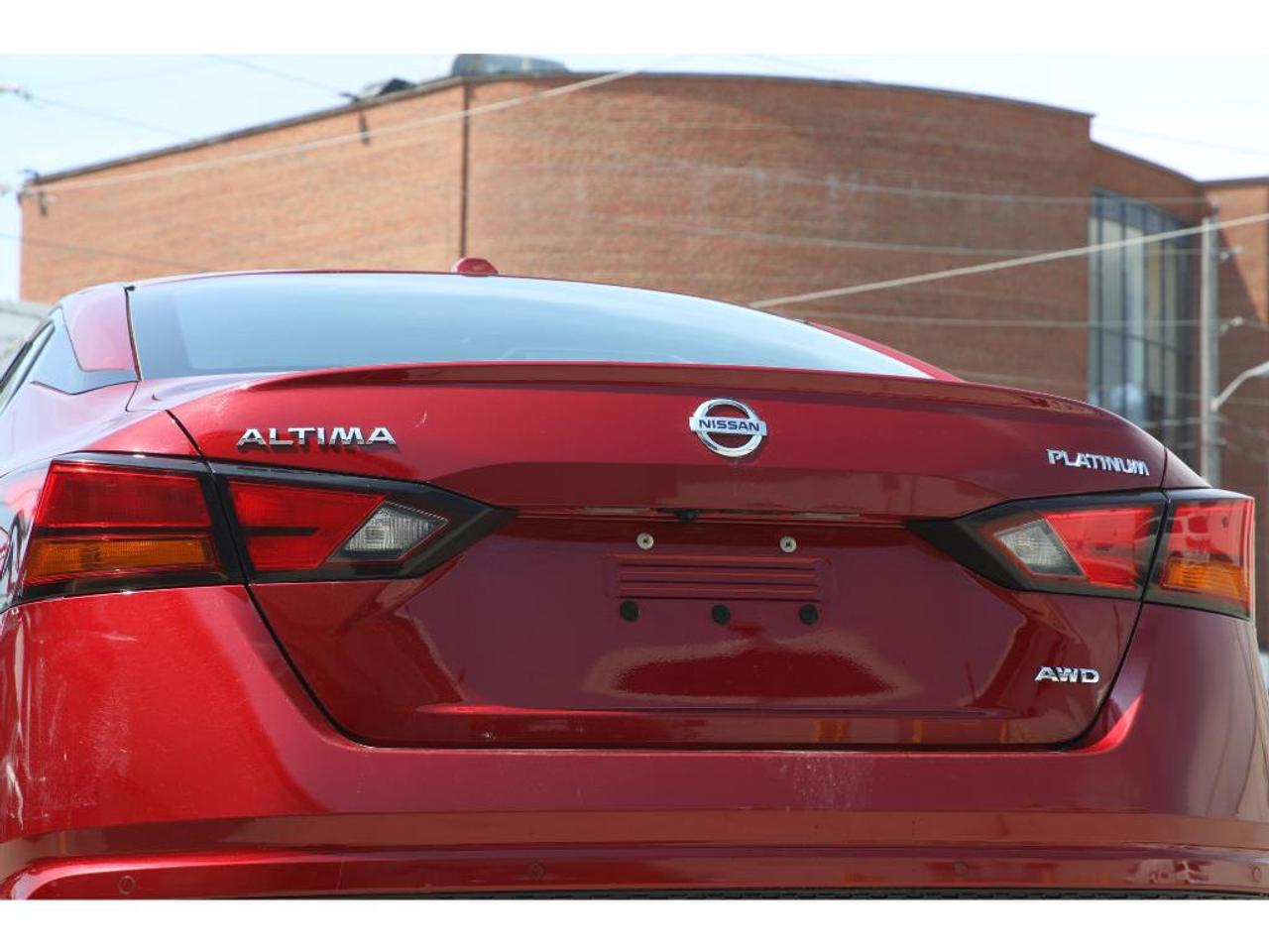 2022 Nissan Altima 2.5 Platinum AWD Photo4