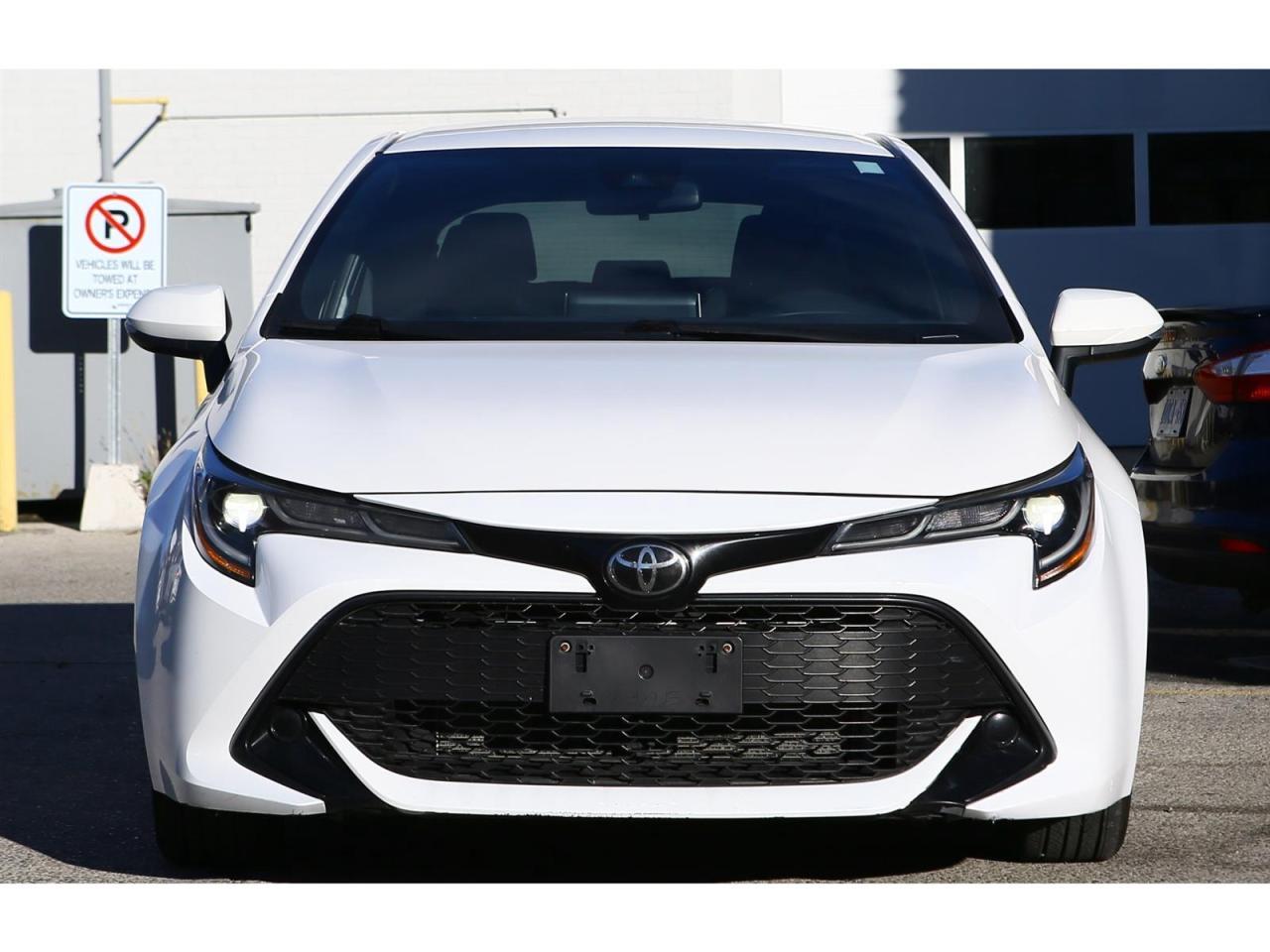 2022 Toyota Corolla SE Hatchback CVT Photo