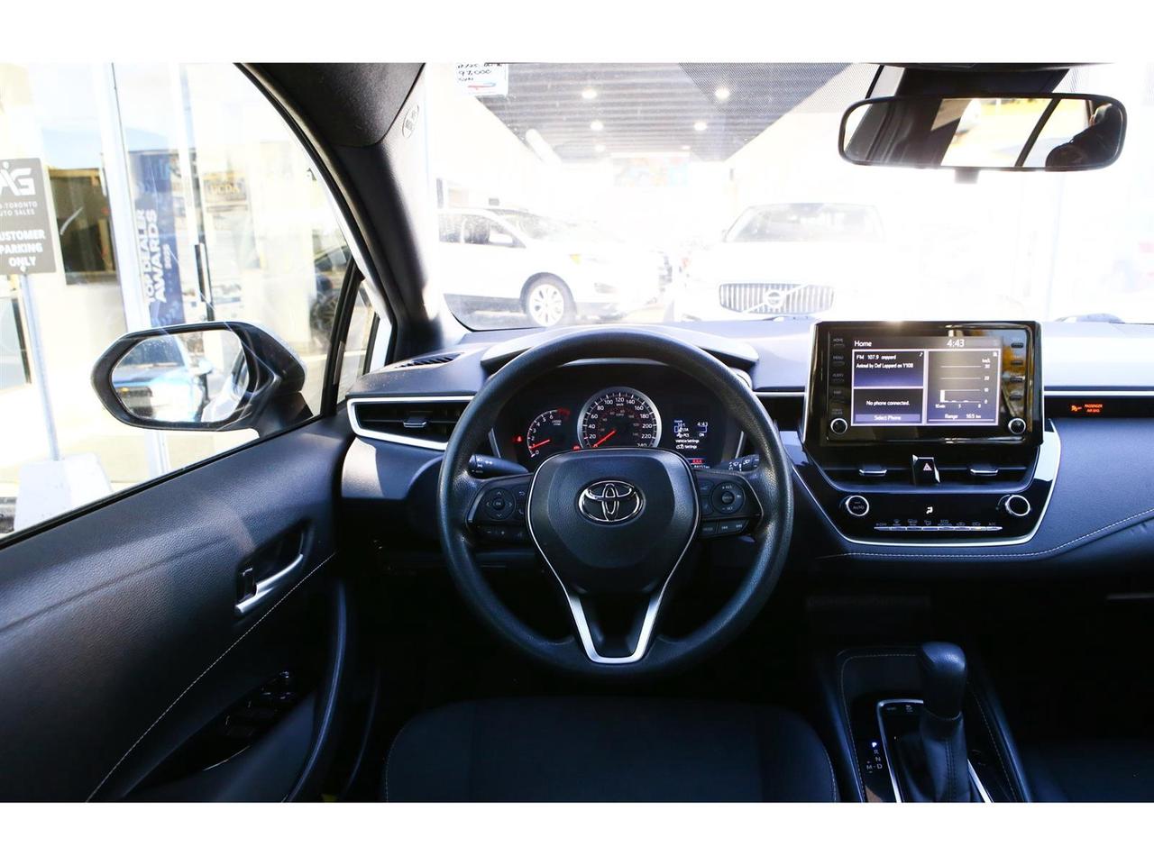 2022 Toyota Corolla SE Hatchback CVT Photo