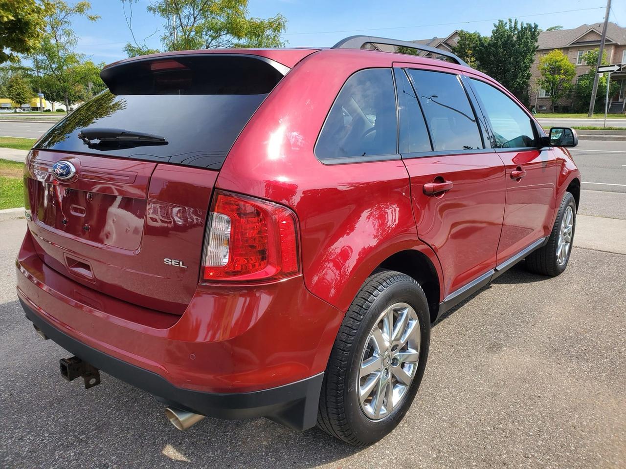 2013 Ford Edge SEL FWD Photo