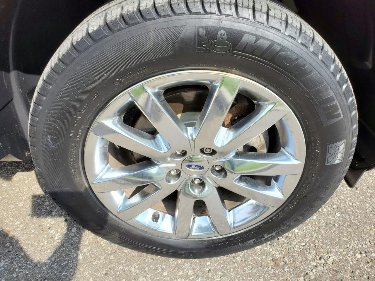 2013 Ford Edge SEL FWD Photo