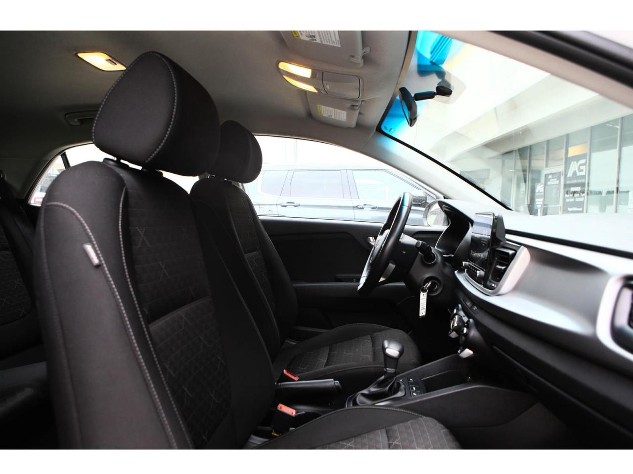 2022 Kia Rio5 S Photo