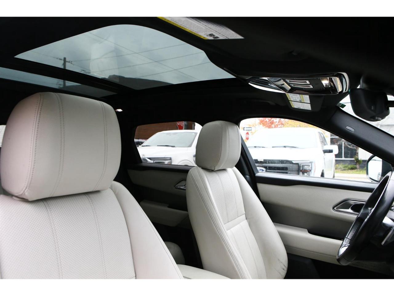 2018 Land Rover Range Rover Velar R-Dynamic SE Photo