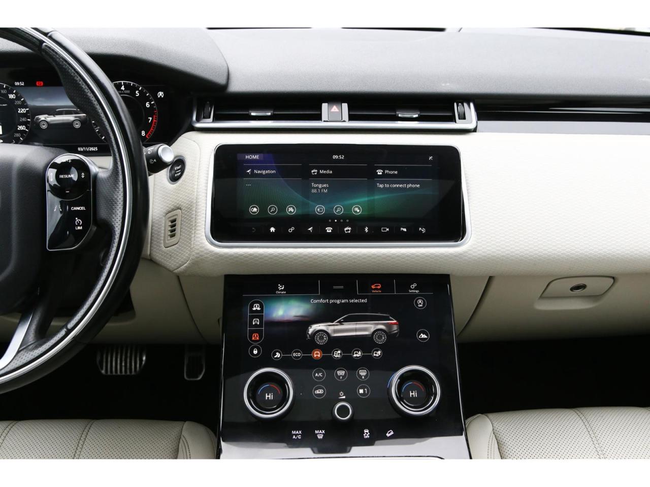 2018 Land Rover Range Rover Velar R-Dynamic SE Photo