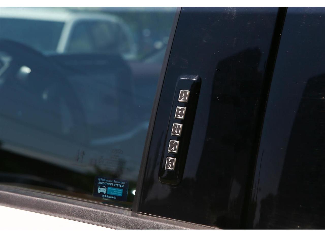 2023 Ford F-150 Lariat SuperCrew 6.5-ft. 4WD Photo