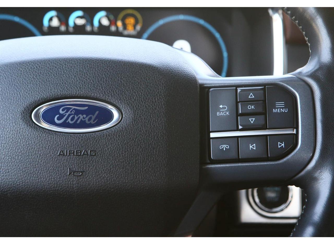 2023 Ford F-150 Lariat SuperCrew 6.5-ft. 4WD Photo