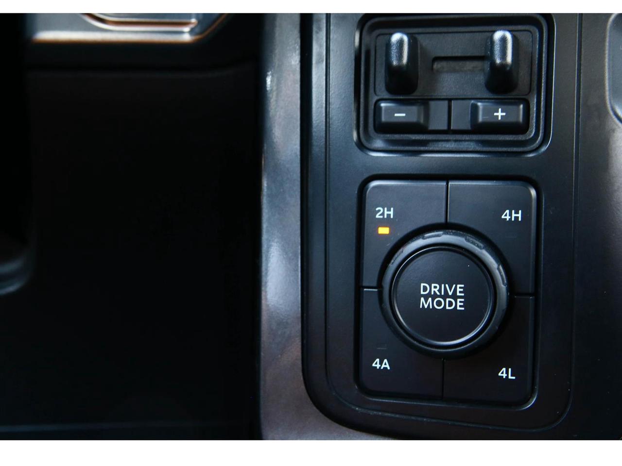 2023 Ford F-150 Lariat SuperCrew 6.5-ft. 4WD Photo