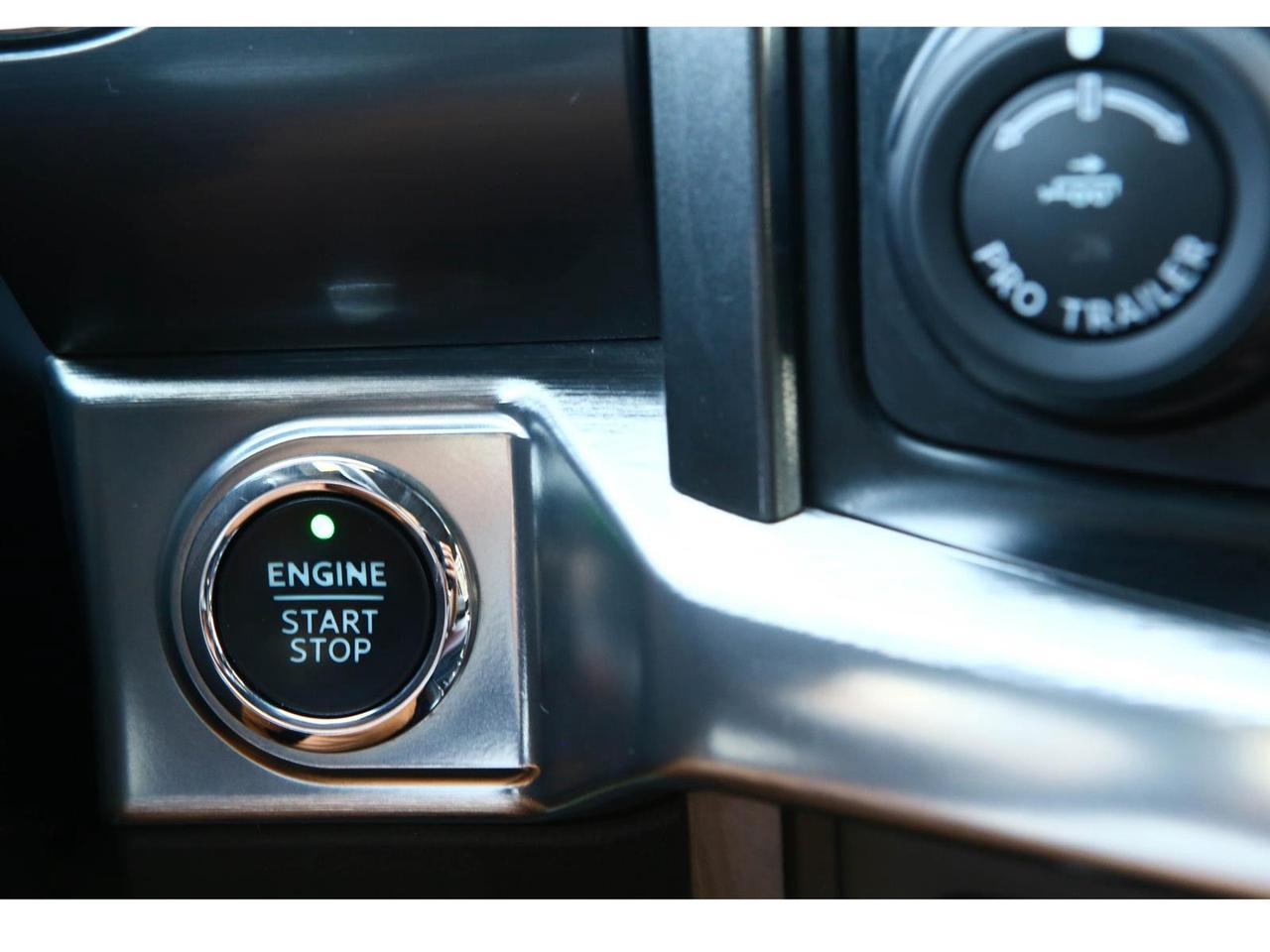 2023 Ford F-150 Lariat SuperCrew 6.5-ft. 4WD Photo