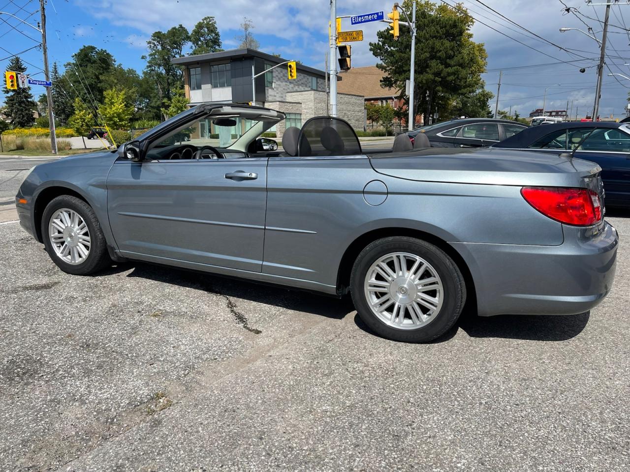 2009 Chrysler Sebring CONVERTIBLE Touring Photo