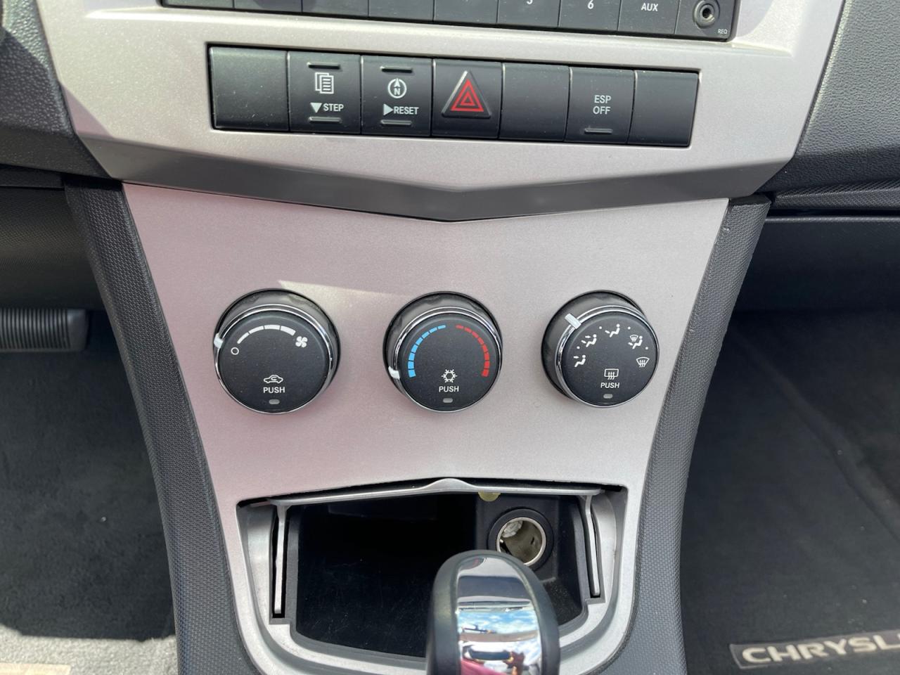 2009 Chrysler Sebring CONVERTIBLE Touring Photo