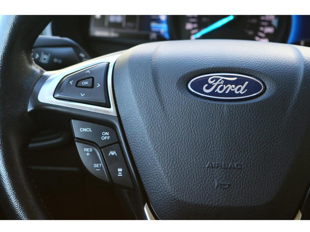 2023 Ford Edge SEL - AWD - Navigation - Leather Seats - Apple Car Play - Dual Zone Climate - Adaptive Cruise Photo