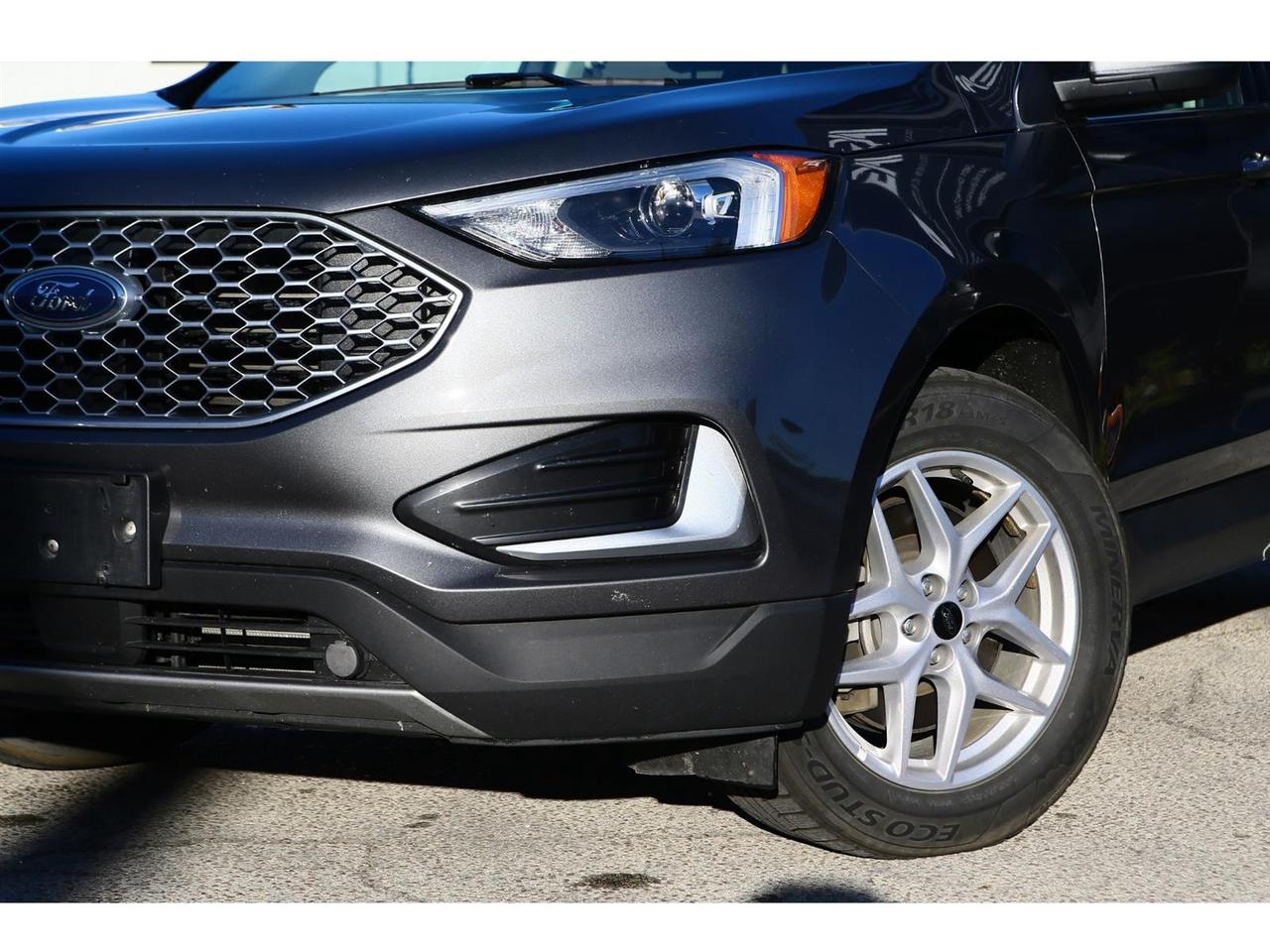 2023 Ford Edge SEL - AWD - Navigation - Leather Seats - Apple Car Play - Dual Zone Climate - Adaptive Cruise Photo2