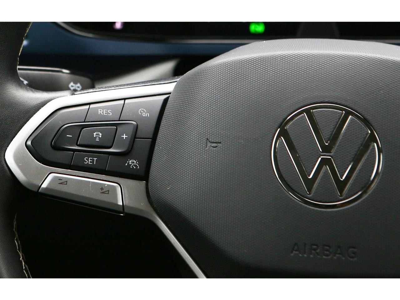 2024 Volkswagen Taos Comfortline Photo