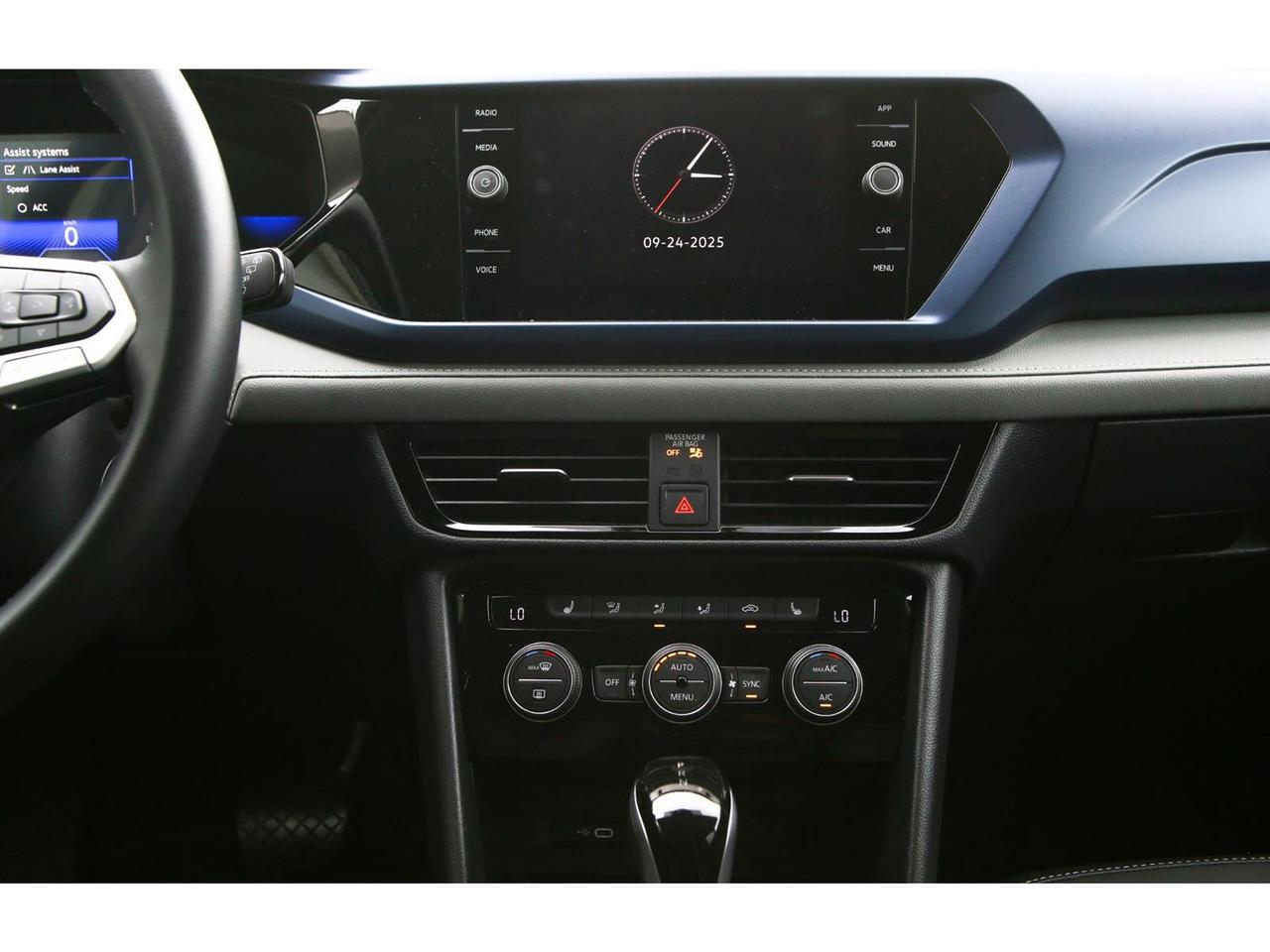 2024 Volkswagen Taos Comfortline Photo