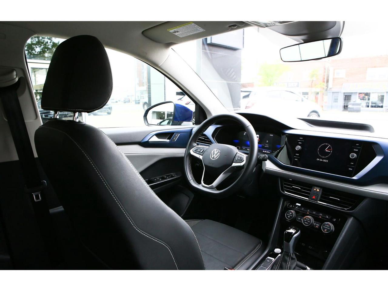 2024 Volkswagen Taos Comfortline Photo