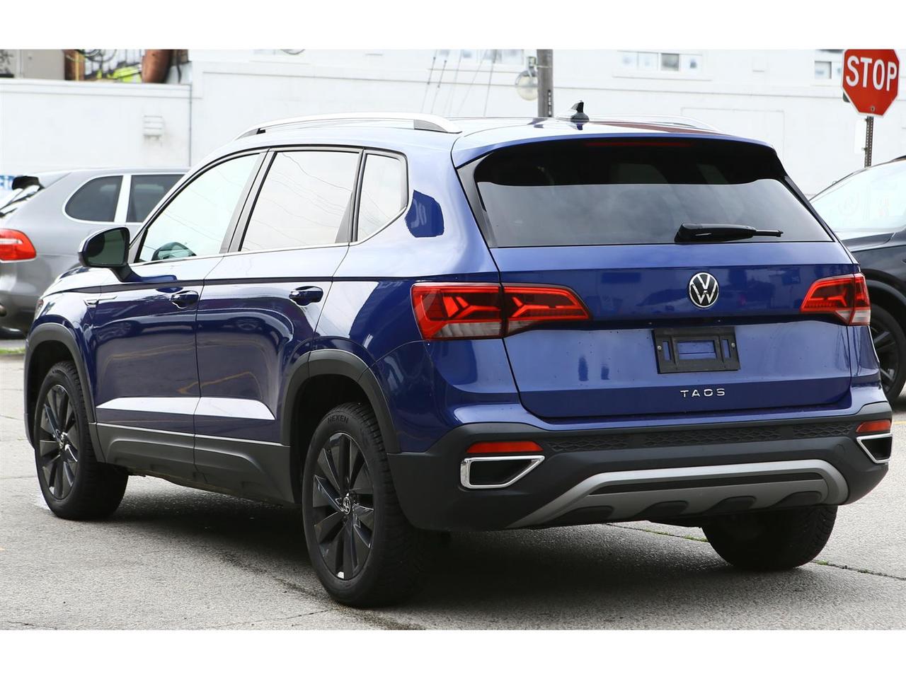 2024 Volkswagen Taos Comfortline Photo4