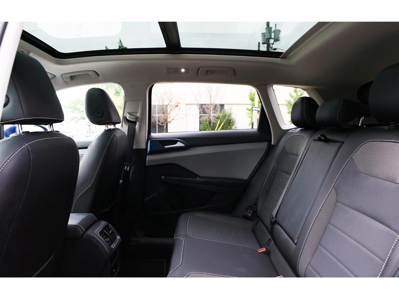 2024 Volkswagen Taos Comfortline Photo