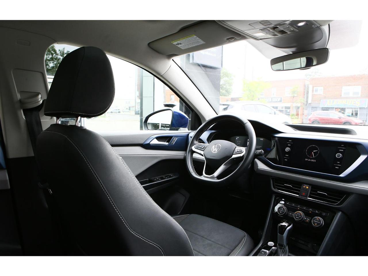 2024 Volkswagen Taos Comfortline Photo