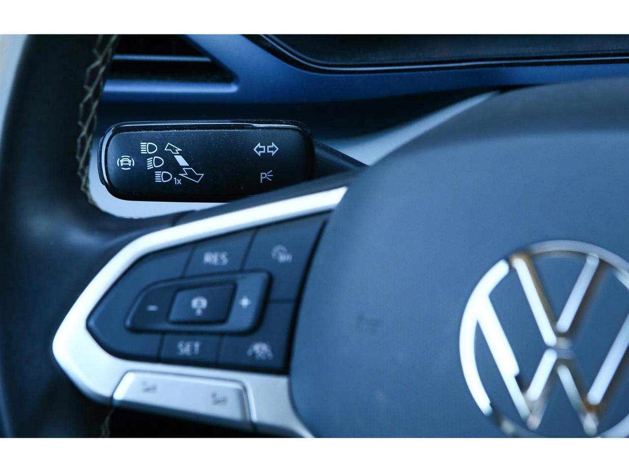 2024 Volkswagen Taos Highline | turbocharged 1.5-liter engine | Panorama Roof | Photo