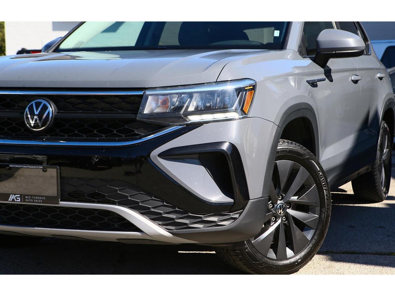 2024 Volkswagen Taos Highline | turbocharged 1.5-liter engine | Panorama Roof | Photo