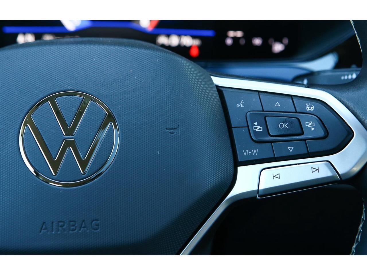2024 Volkswagen Taos Highline | turbocharged 1.5-liter engine | Panorama Roof | Photo