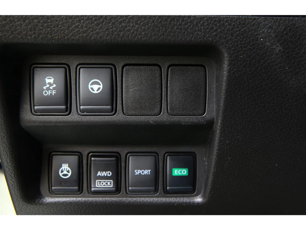 2020 Nissan Qashqai SL  AWD | Leather | Sunroof | Navigation Photo