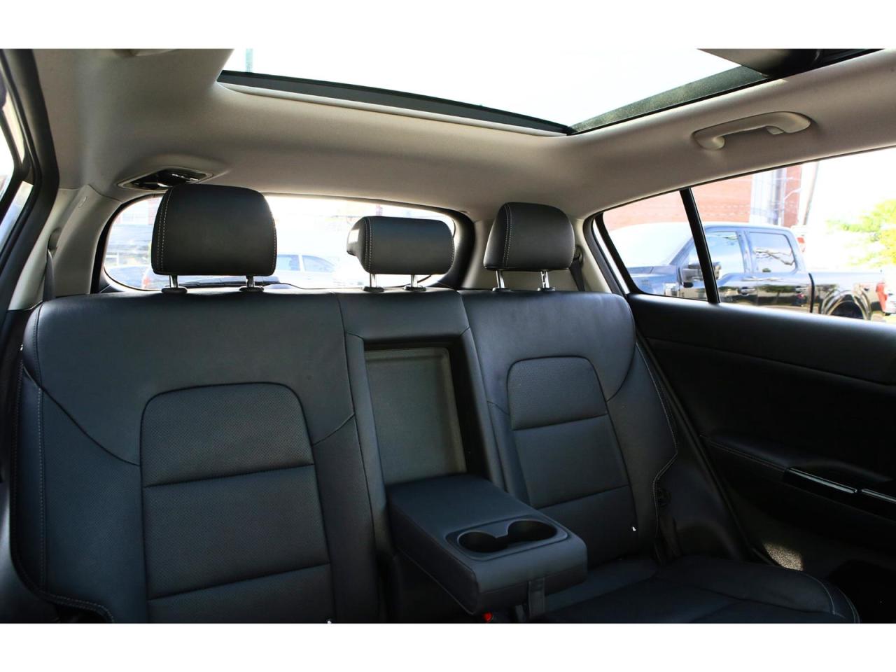 2018 Kia Sportage SX AWD | Leather| Pano Roof | Navigation| Photo