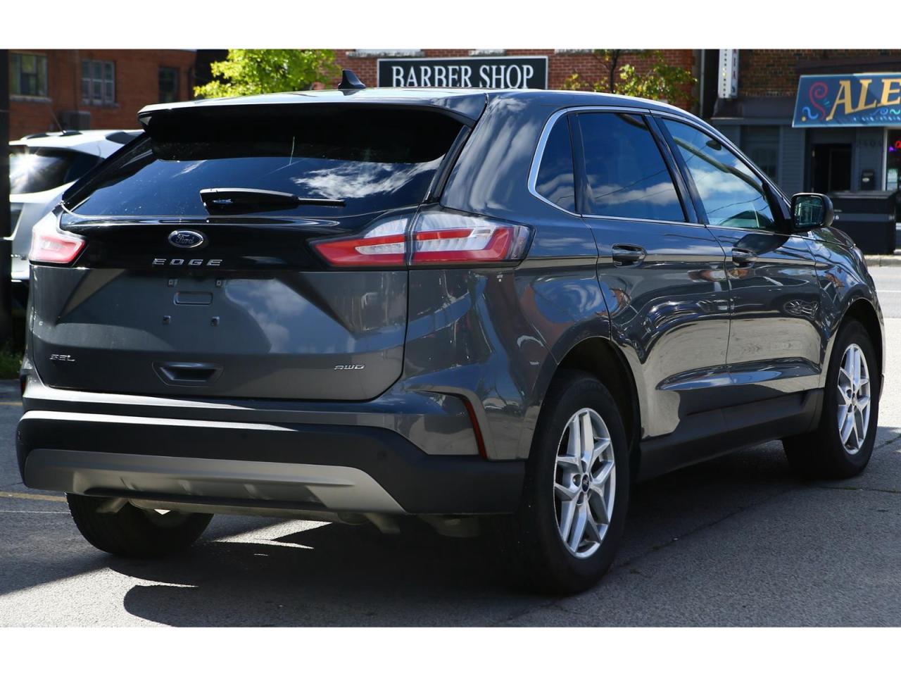 2022 Ford Edge SEL - AWD - Navigation - Leather Seats - Apple Car Play - Dual Zone Climate - Adaptive Cruise Photo