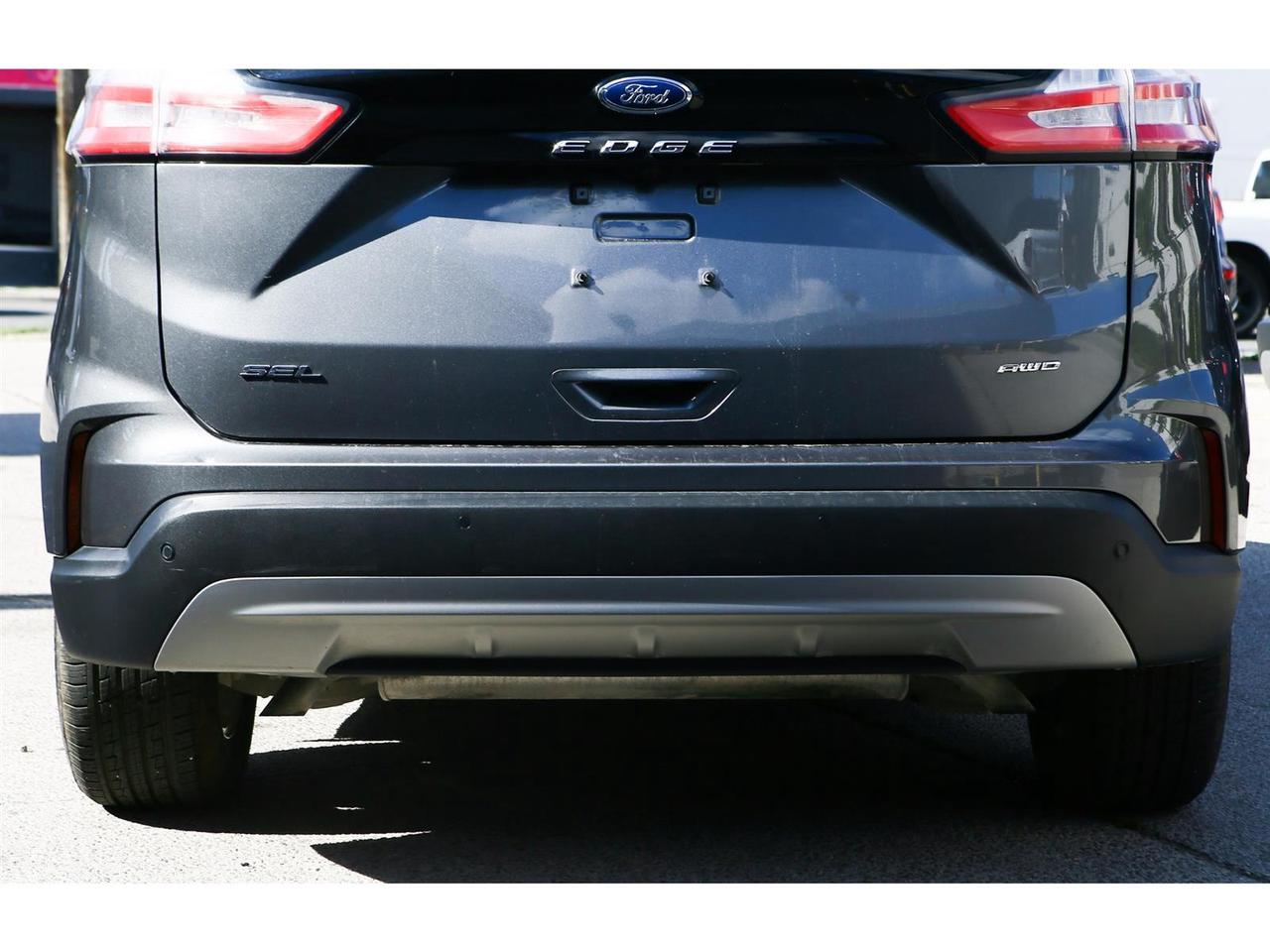 2022 Ford Edge SEL - AWD - Navigation - Leather Seats - Apple Car Play - Dual Zone Climate - Adaptive Cruise Photo