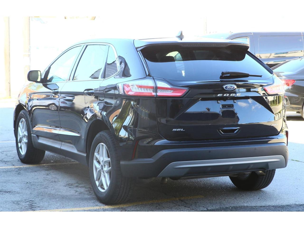 2022 Ford Edge SEL - AWD - Navigation - Leather Seats - Apple Car Play - Dual Zone Climate - Adaptive Cruise Photo