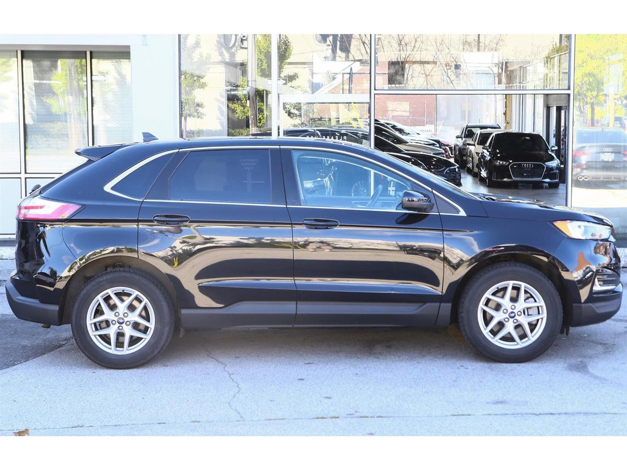 2022 Ford Edge SEL - AWD - Navigation - Leather Seats - Apple Car Play - Dual Zone Climate - Adaptive Cruise Photo