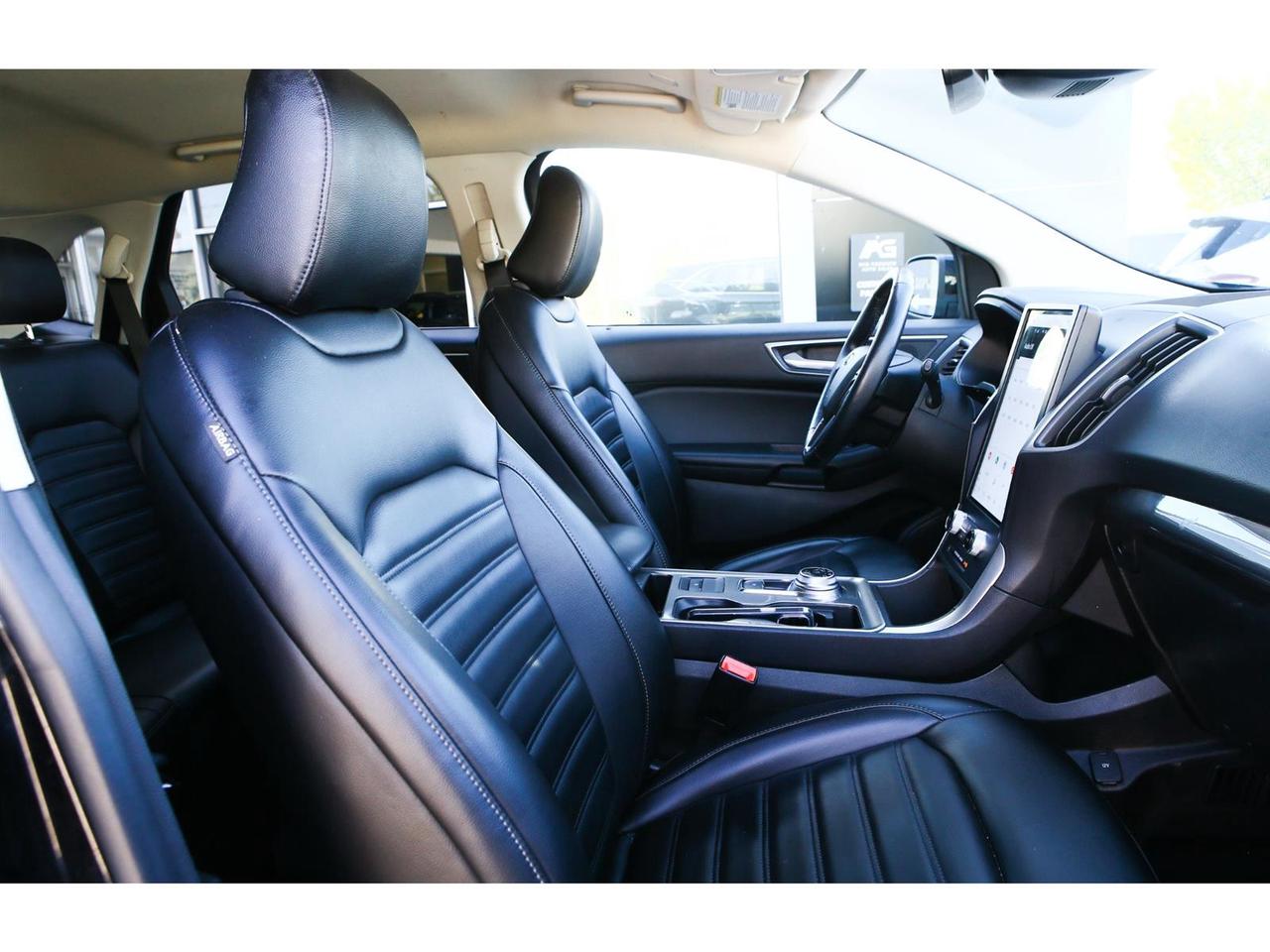 2022 Ford Edge SEL - AWD - Navigation - Leather Seats - Apple Car Play - Dual Zone Climate - Adaptive Cruise Photo
