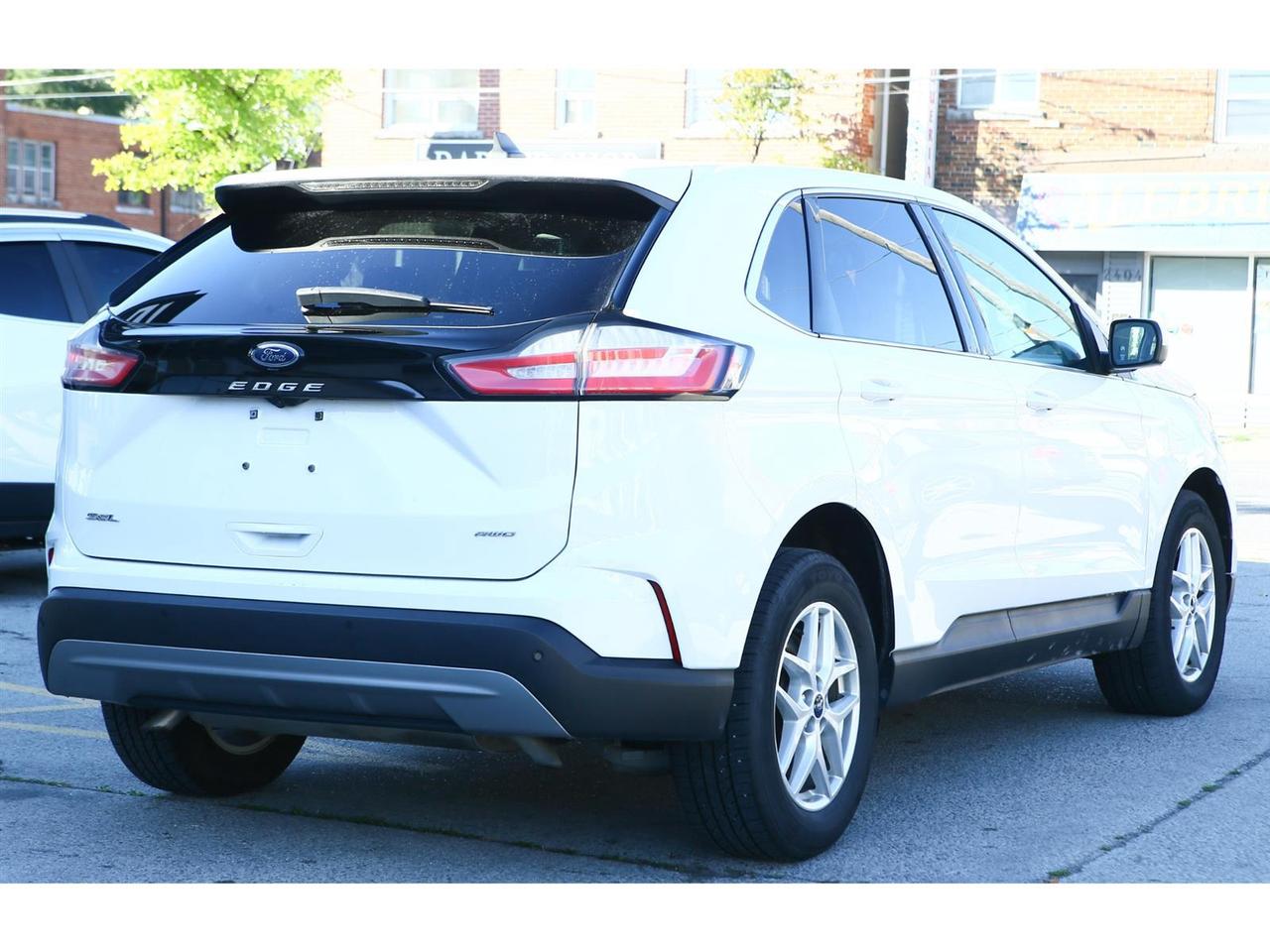 2022 Ford Edge SEL - AWD - Navigation - Leather Seats - Apple Car Play - Dual Zone Climate - Adaptive Cruise Photo