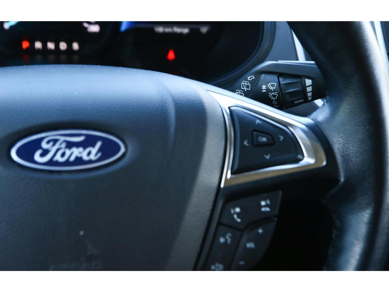 2023 Ford Edge SEL - AWD - Navigation - Leather Seats - Apple Car Play - Dual Zone Climate - Adaptive Cruise Photo