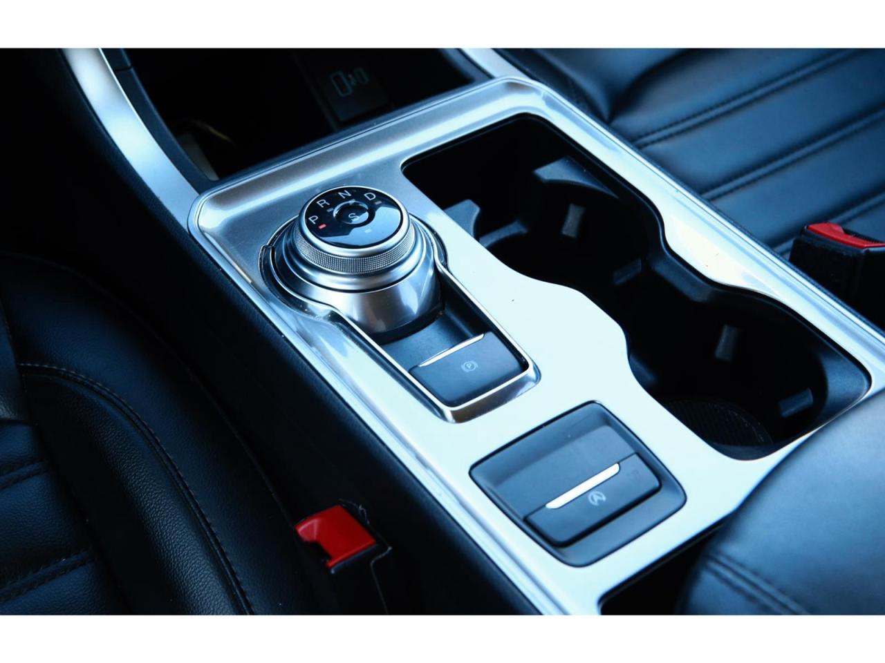 2023 Ford Edge SEL - AWD - Navigation - Leather Seats - Apple Car Play - Dual Zone Climate - Adaptive Cruise Photo