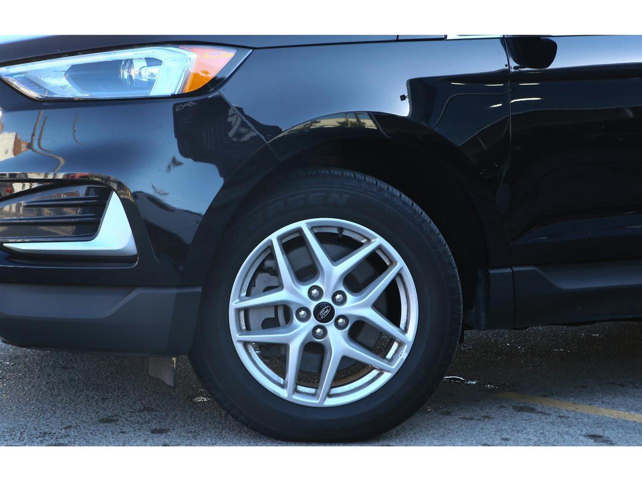 2023 Ford Edge SEL - AWD - Navigation - Leather Seats - Apple Car Play - Dual Zone Climate - Adaptive Cruise Photo