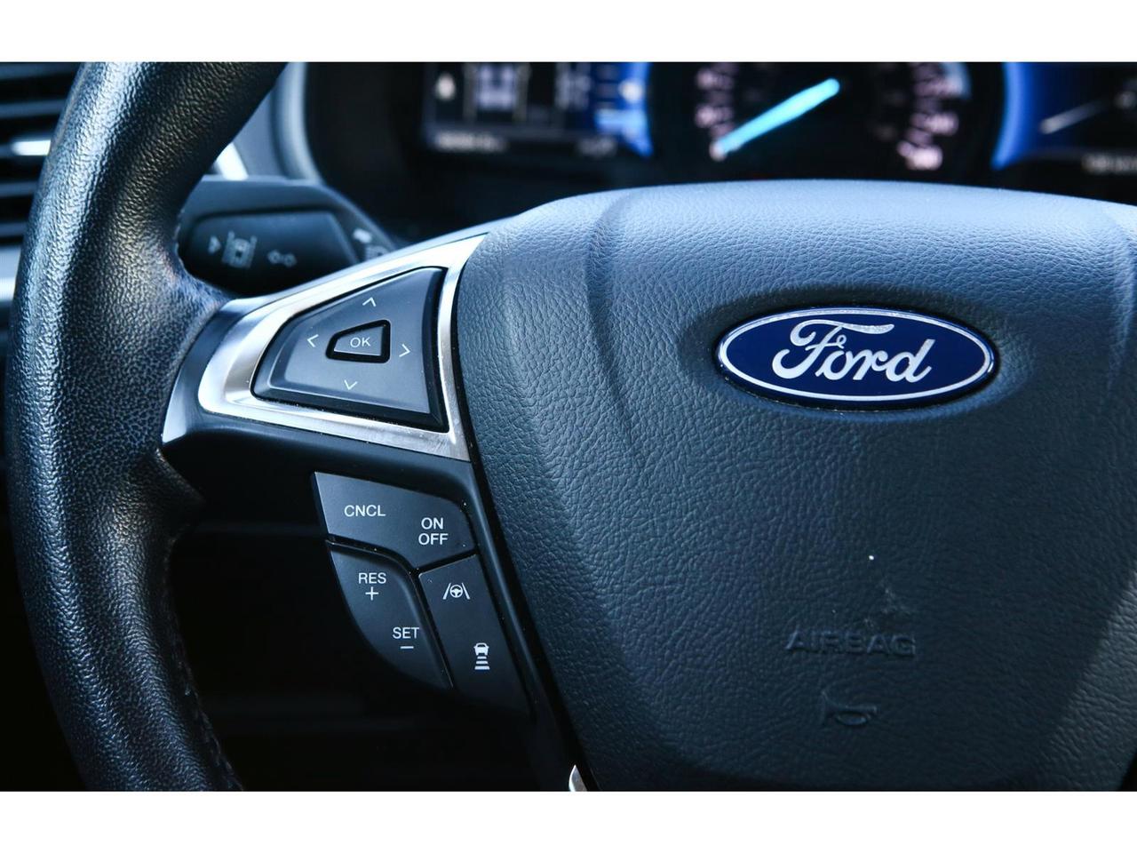 2023 Ford Edge SEL - AWD - Navigation - Leather Seats - Apple Car Play - Dual Zone Climate - Adaptive Cruise Photo