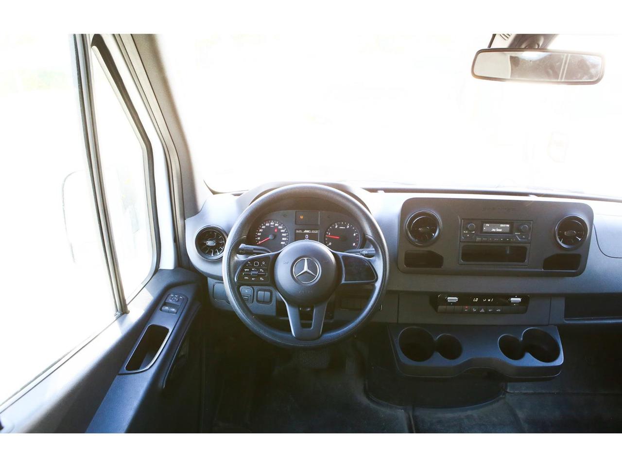 2022 Mercedes-Benz Sprinter 2500 170-in. WB High Roof Photo