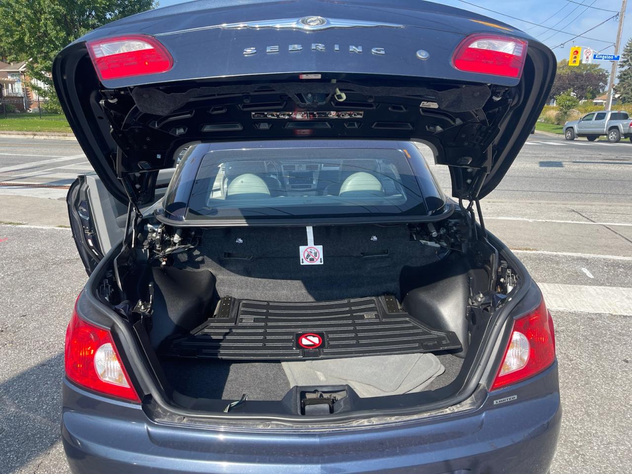 2008 Chrysler Sebring CONVERTIBLE Limited Photo