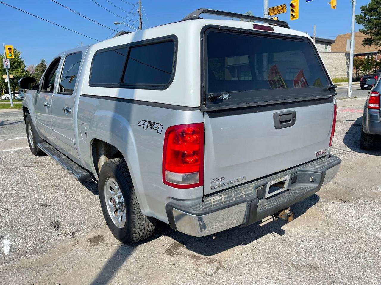 2012 GMC Sierra 1500 SLE Crew Cab 4WD Photo